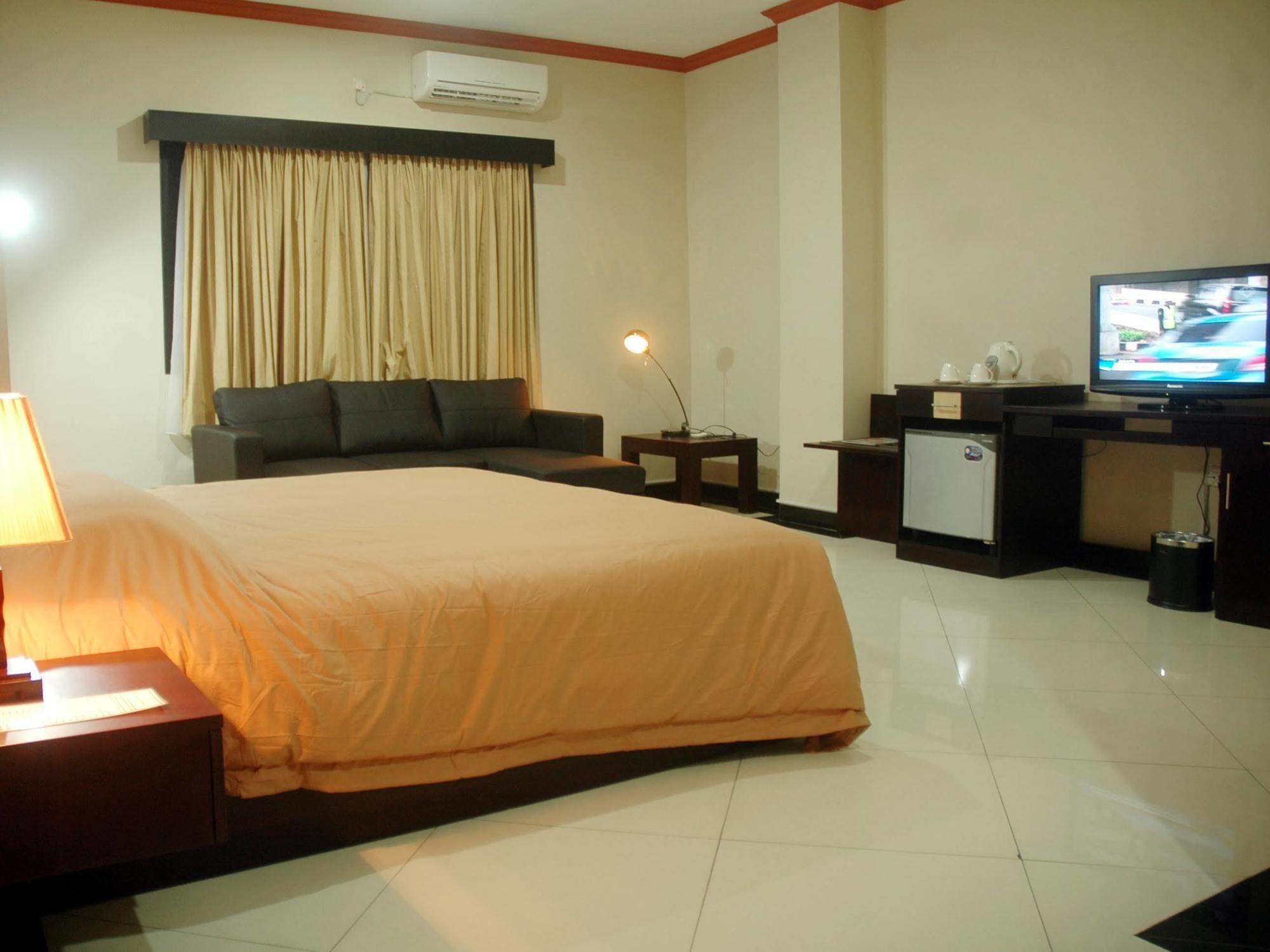Hotel Beril Nur Makassar